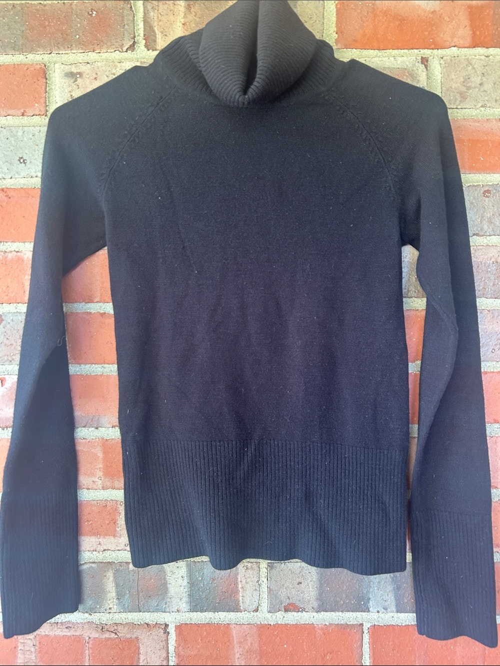 Black sleek Turtleneck Sweater - women’s Classic Knit